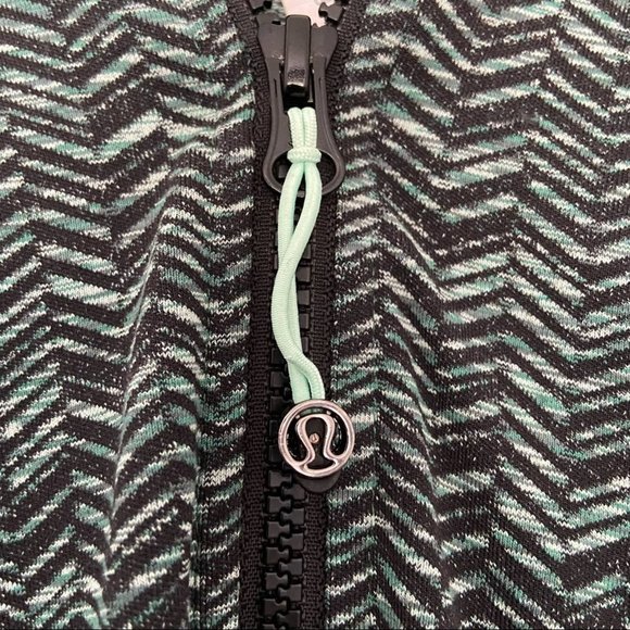 LULULEMON Daily Practice Jacket Spacebone Size 4 - Picture 10 of 13